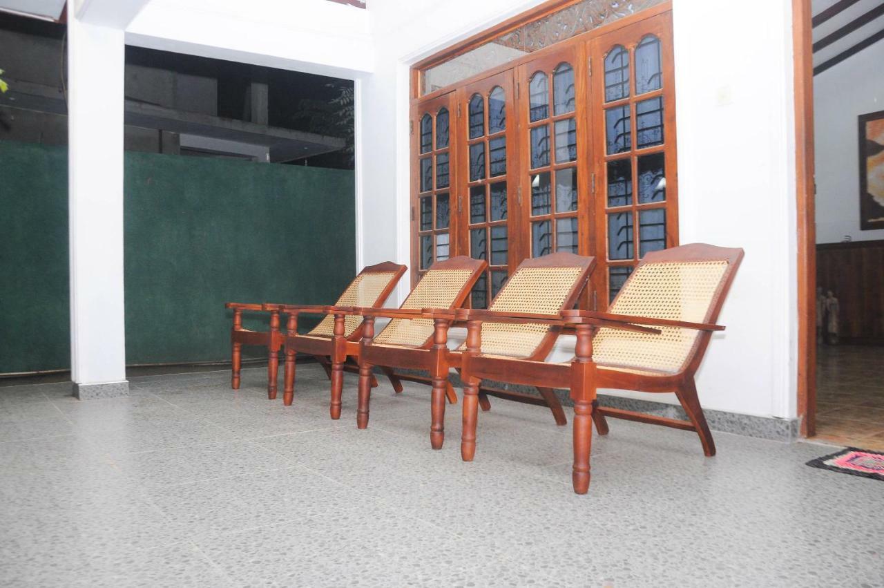 Restwell Homestay Dambulla Exterior photo