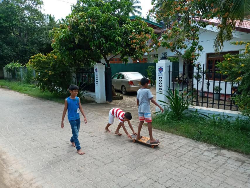Restwell Homestay Dambulla Exterior photo